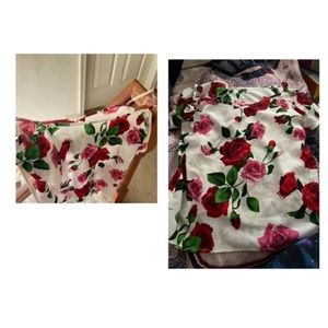 Floral rose off the shoulder blouse women’s medium